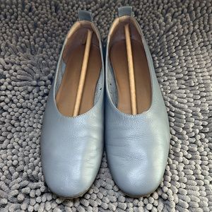 Everlane The Italian Leather Day Glove Flats